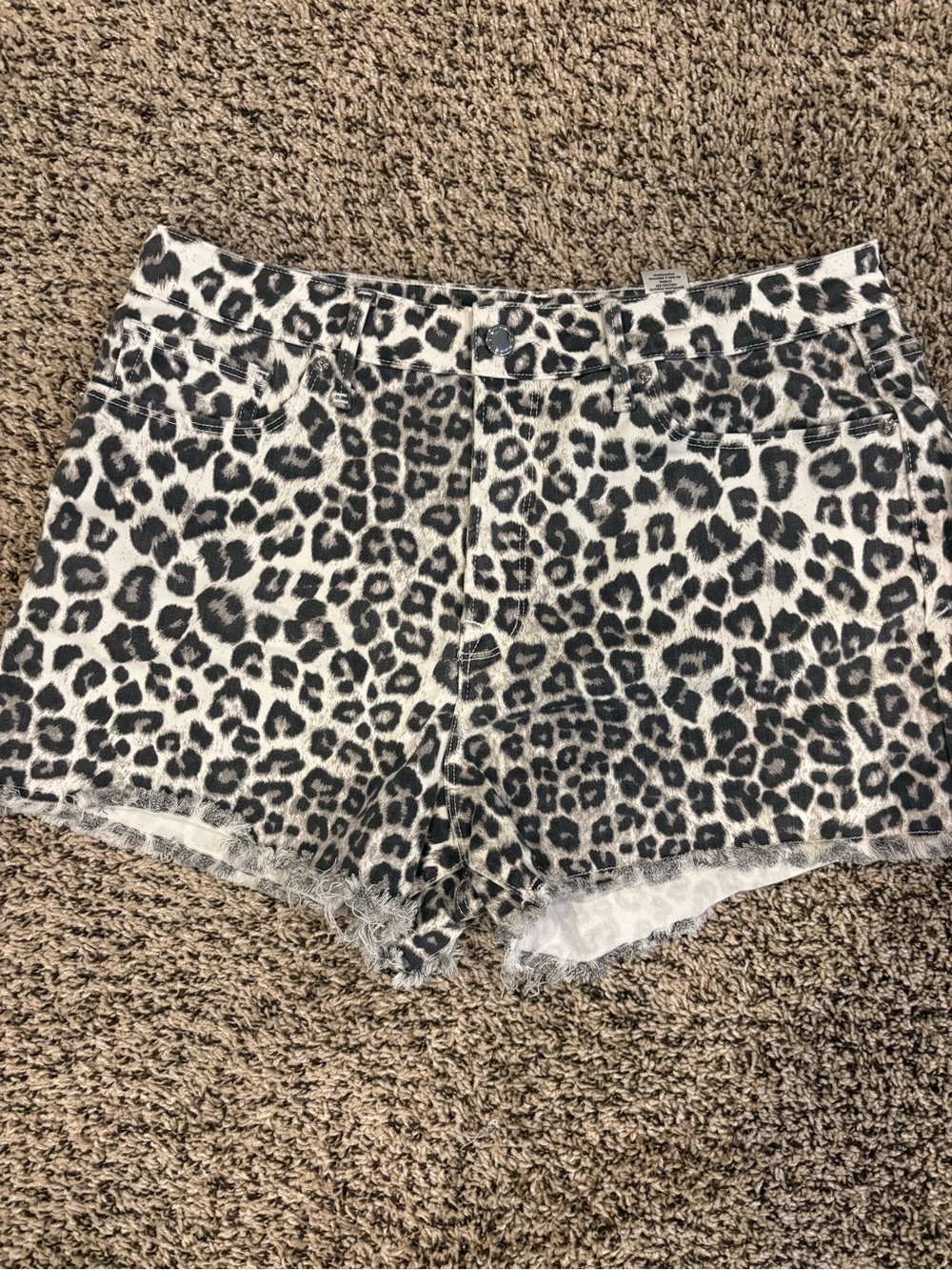Good American Leopard High Waist Shorts - Black & White